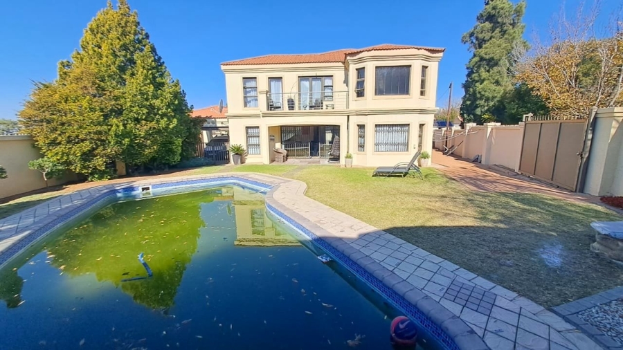 3 Bedroom Property for Sale in Universitas Free State